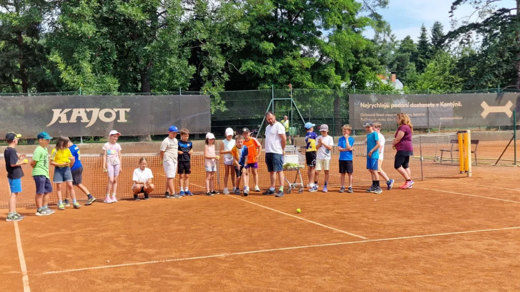 Zs cernosice navsteva tenisovy klub